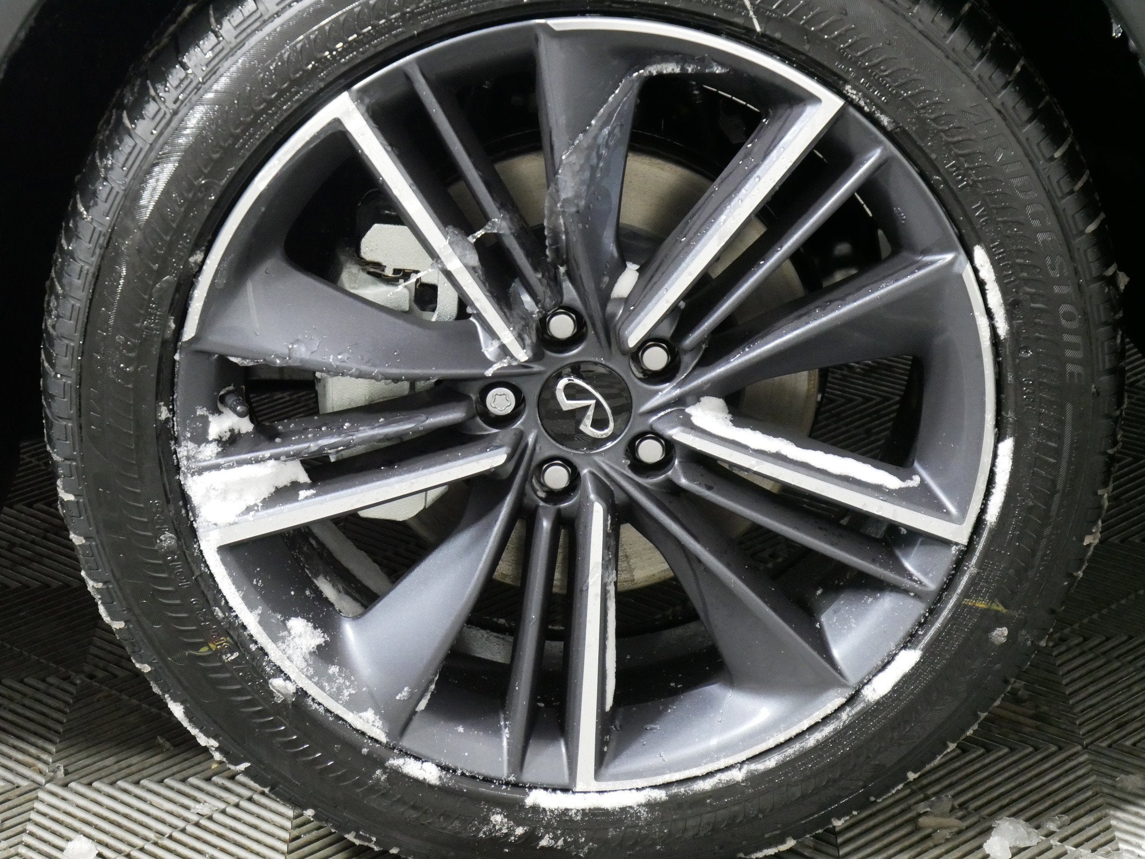 2025 INFINITI QX50 SPORT