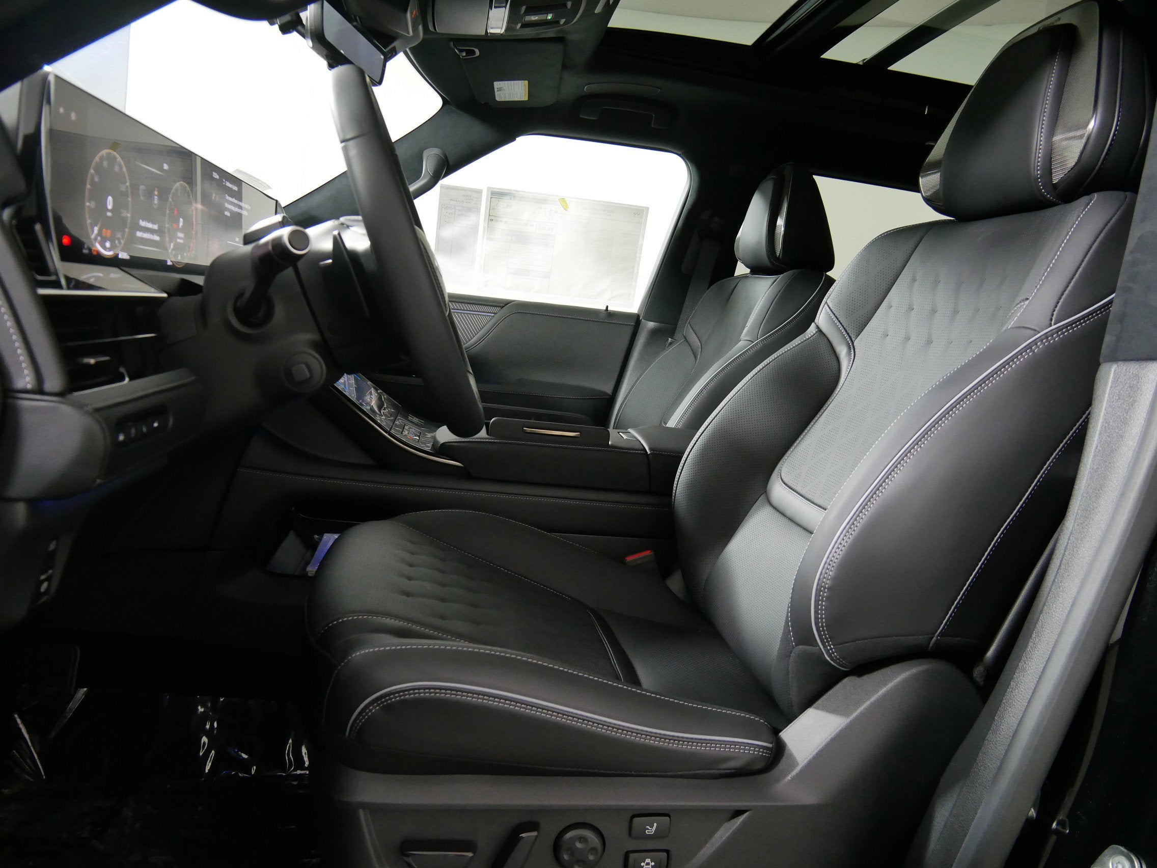 2025 INFINITI QX80 AUTOGRAPH