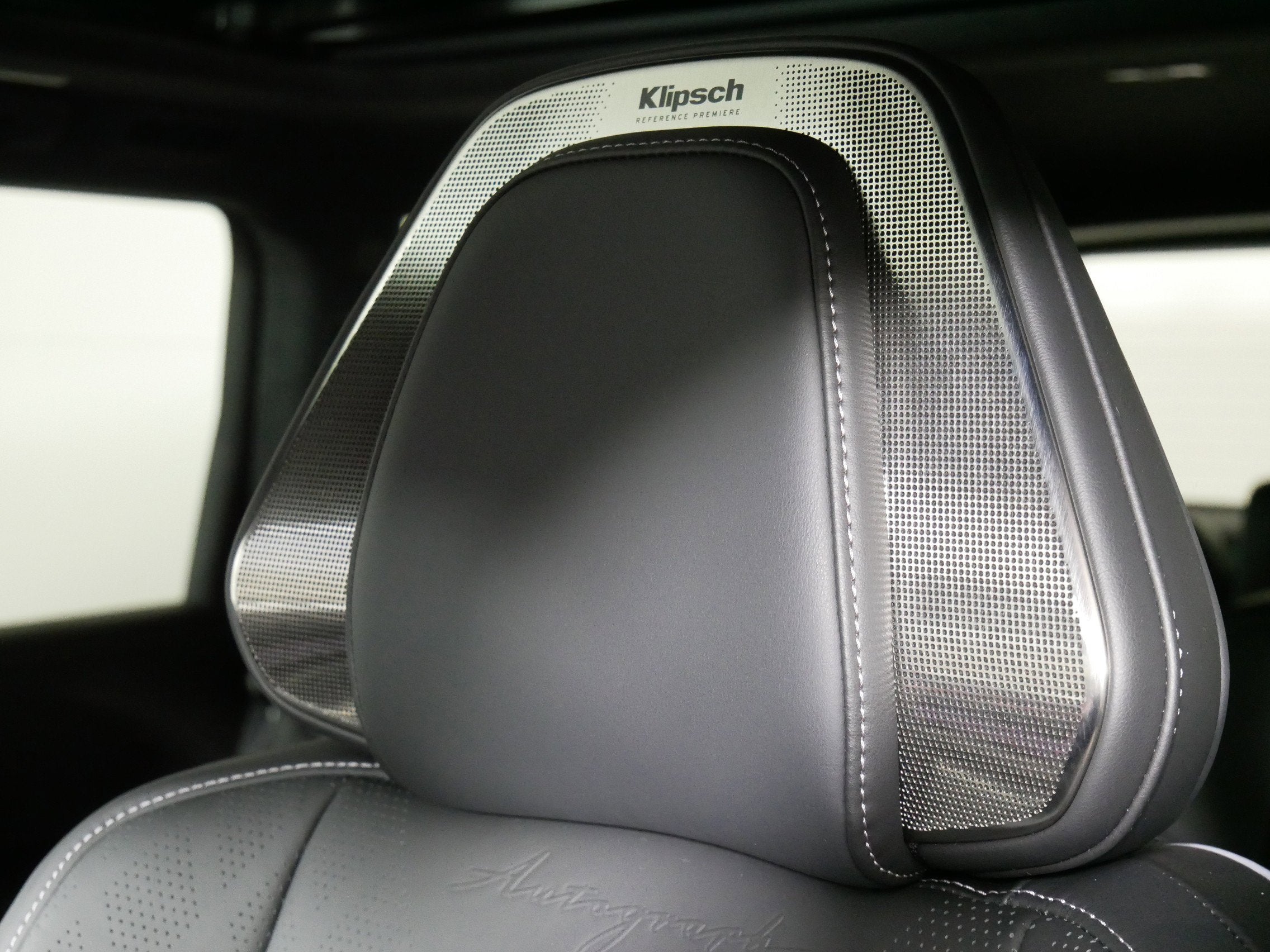 2025 INFINITI QX80 AUTOGRAPH