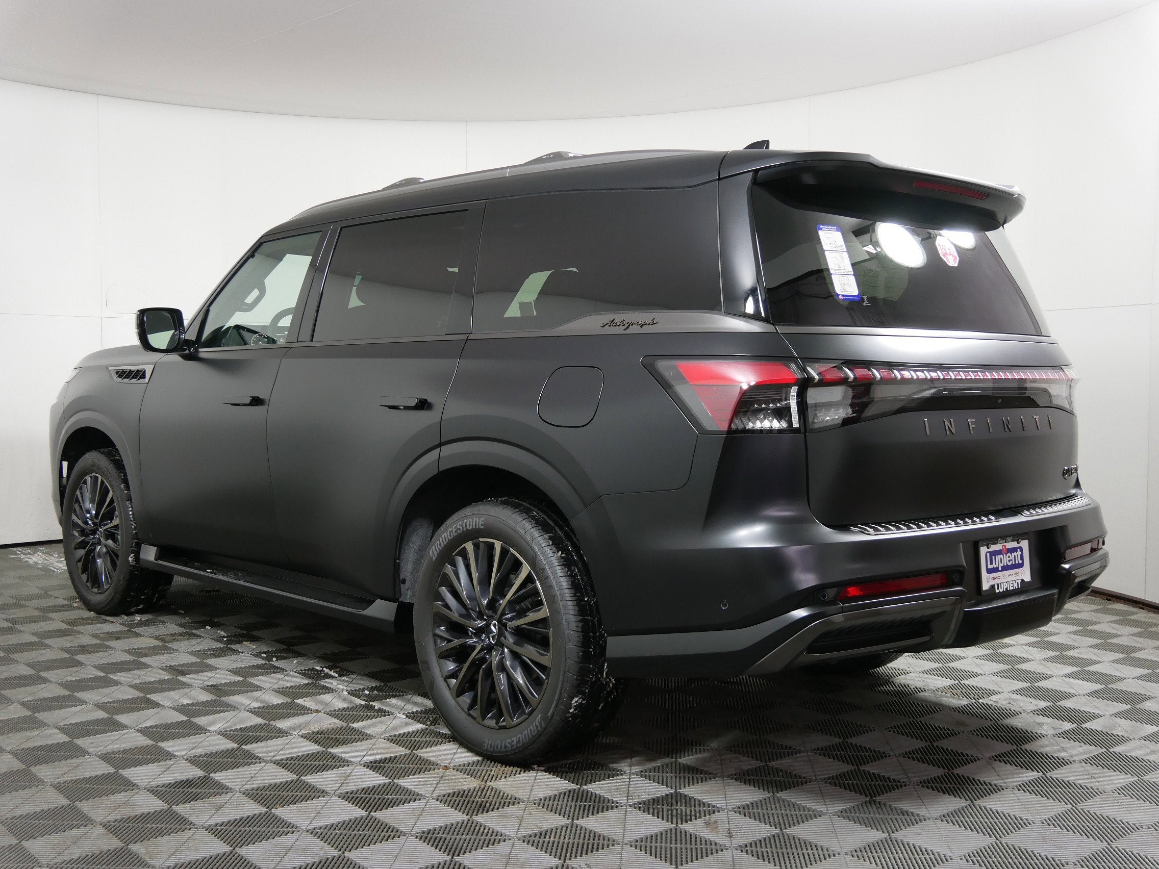 2025 INFINITI QX80 AUTOGRAPH