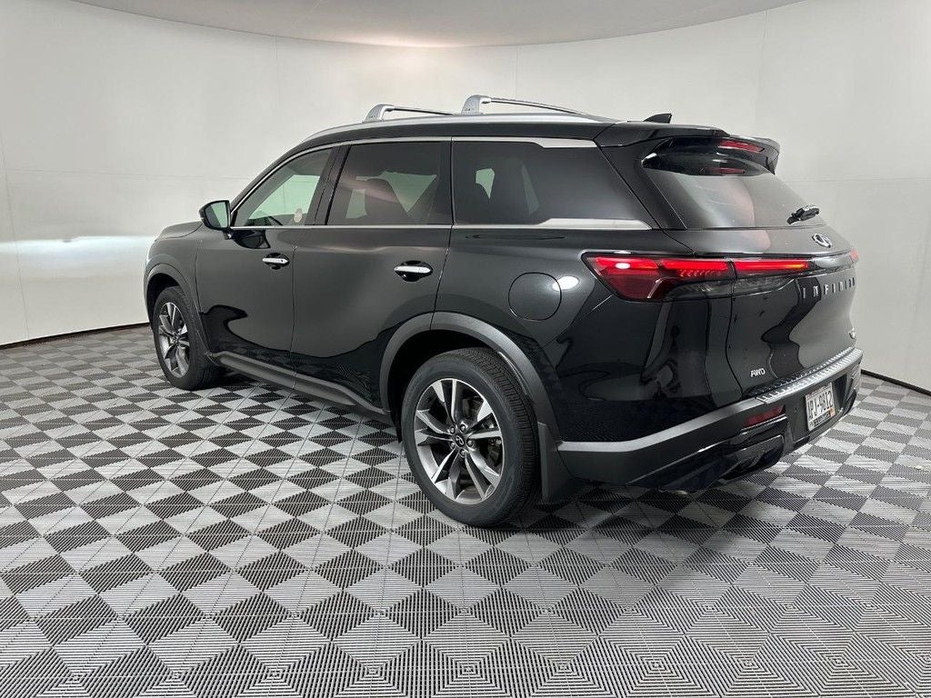 2025 INFINITI QX60 LUXE