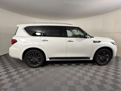 2023 INFINITI QX80 Premium Select