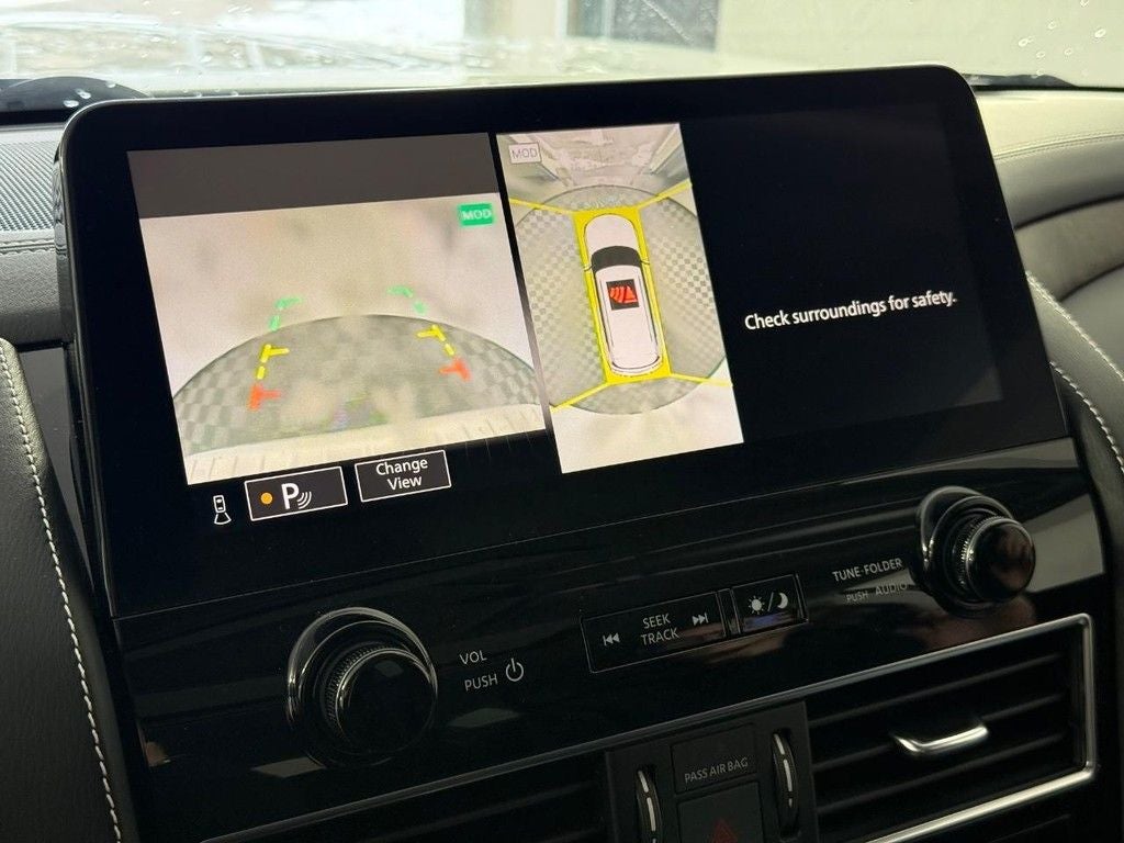 2023 INFINITI QX80 Premium Select