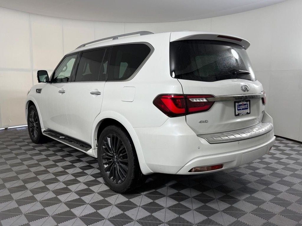 2023 INFINITI QX80 Premium Select