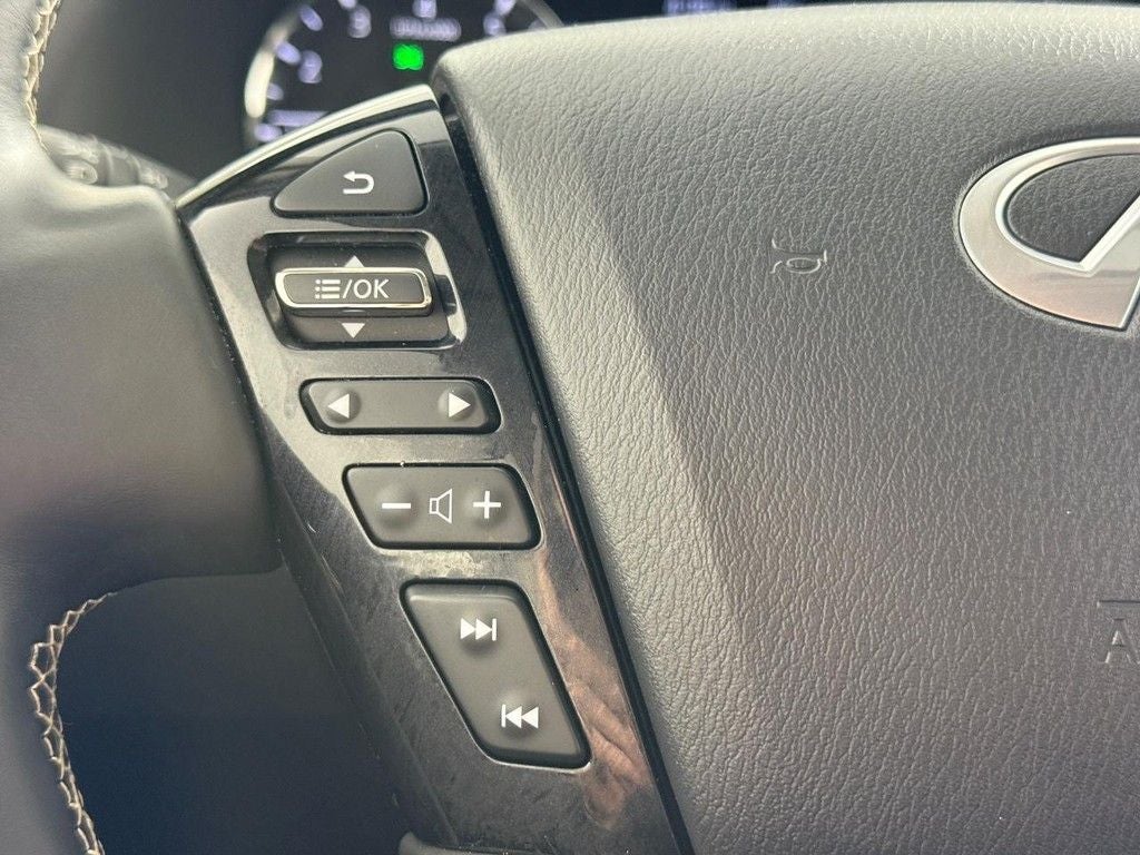 2023 INFINITI QX80 Premium Select