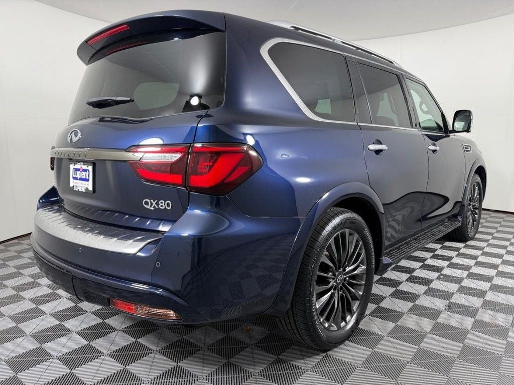 2023 INFINITI QX80 Premium Select