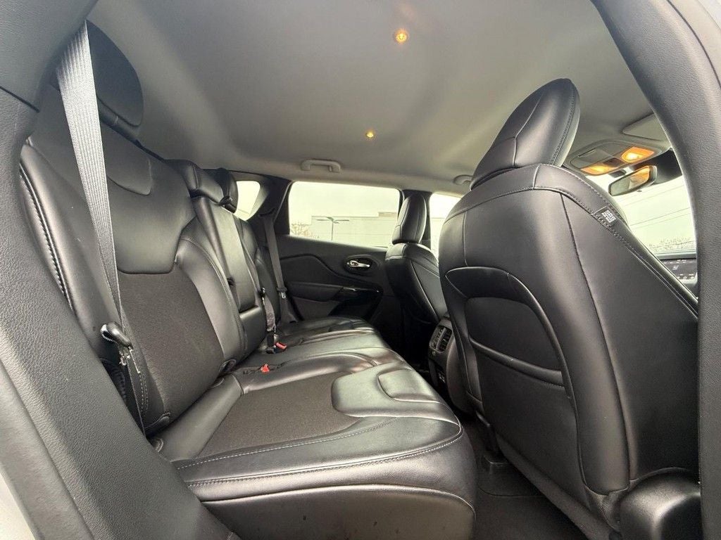 2021 Jeep Cherokee Altitude