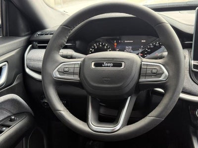 2023 Jeep Compass Latitude Lux