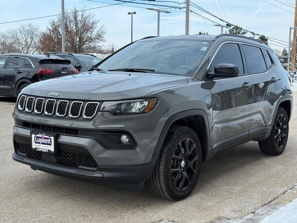 2023 Jeep Compass Latitude Lux