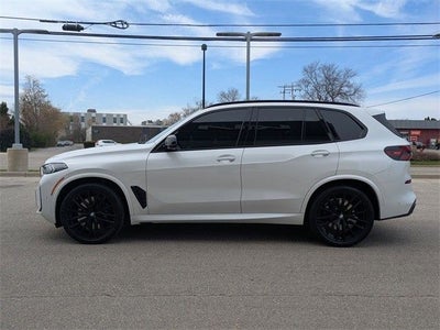 2024 BMW X5 M60i