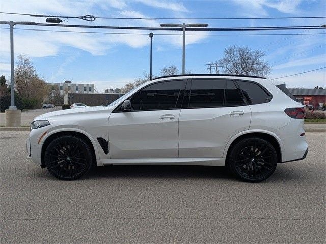 2024 BMW X5 M60i