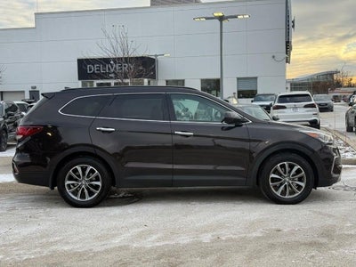2017 Hyundai Santa Fe SE