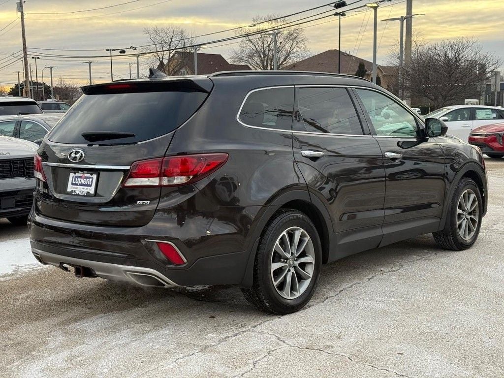 2017 Hyundai Santa Fe SE