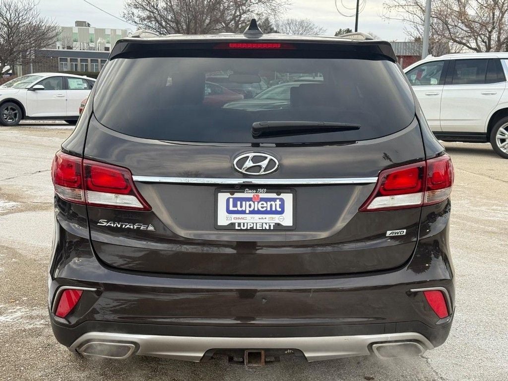 2017 Hyundai Santa Fe SE