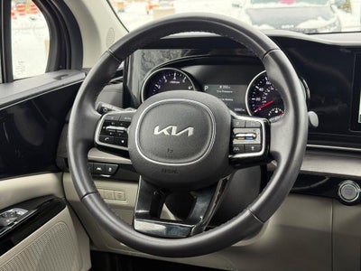 2024 Kia Carnival EX