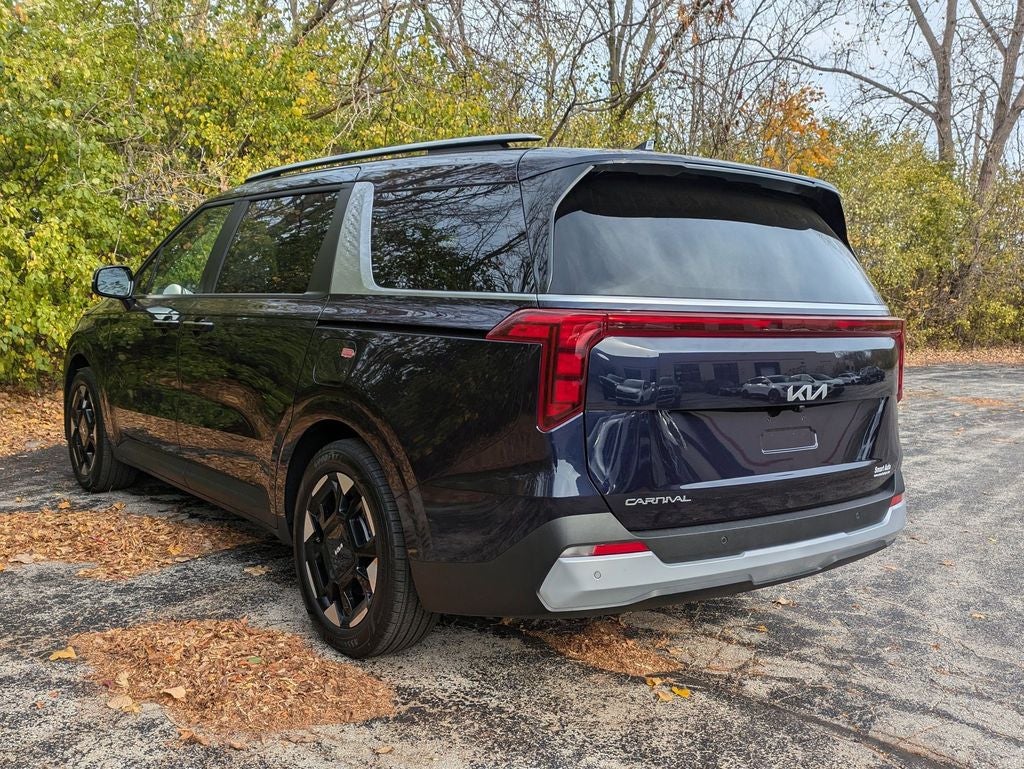 2025 Kia Carnival EX